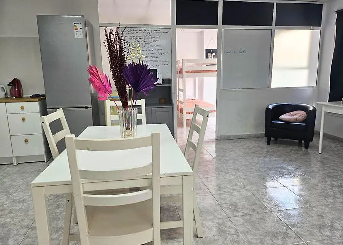 Vandrarhem Coliving By Amazzzing Travel Corralejo