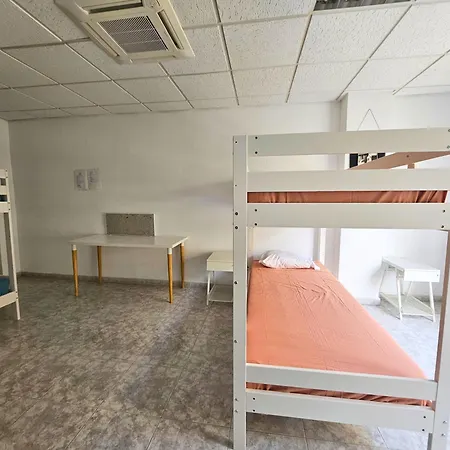 Hostel Coliving By Amazzzing Travel *