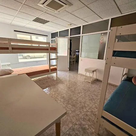 Hostal Coliving By Amazzzing Travel *