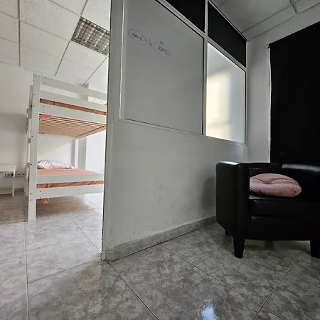 호스텔 Coliving By Amazzzing Travel *