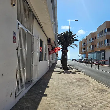 Coliving By Amazzzing Travel Vandrarhem Corralejo