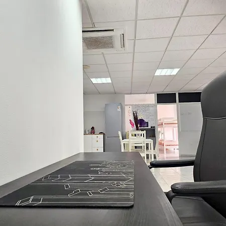 Coliving By Amazzzing Travel Vandrarhem Corralejo