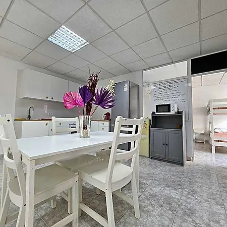 Coliving By Amazzzing Travel * Corralejo