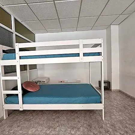 Coliving By Amazzzing Travel Hostel *