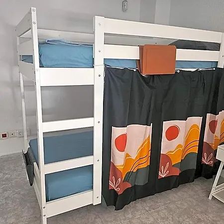 Hostel Coliving By Amazzzing Travel *