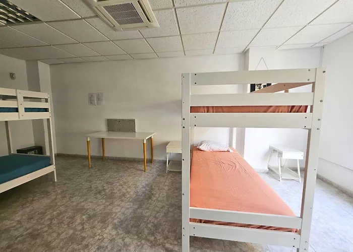 Hostel Coliving By Amazzzing Travel *