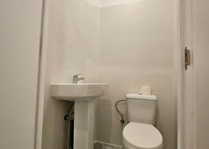 Hostel Coliving By Amazzzing Travel *