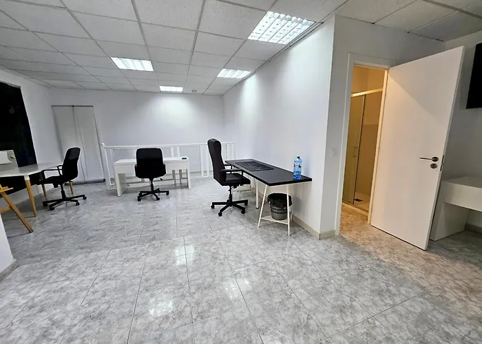 Hostel Coliving By Amazzzing Travel